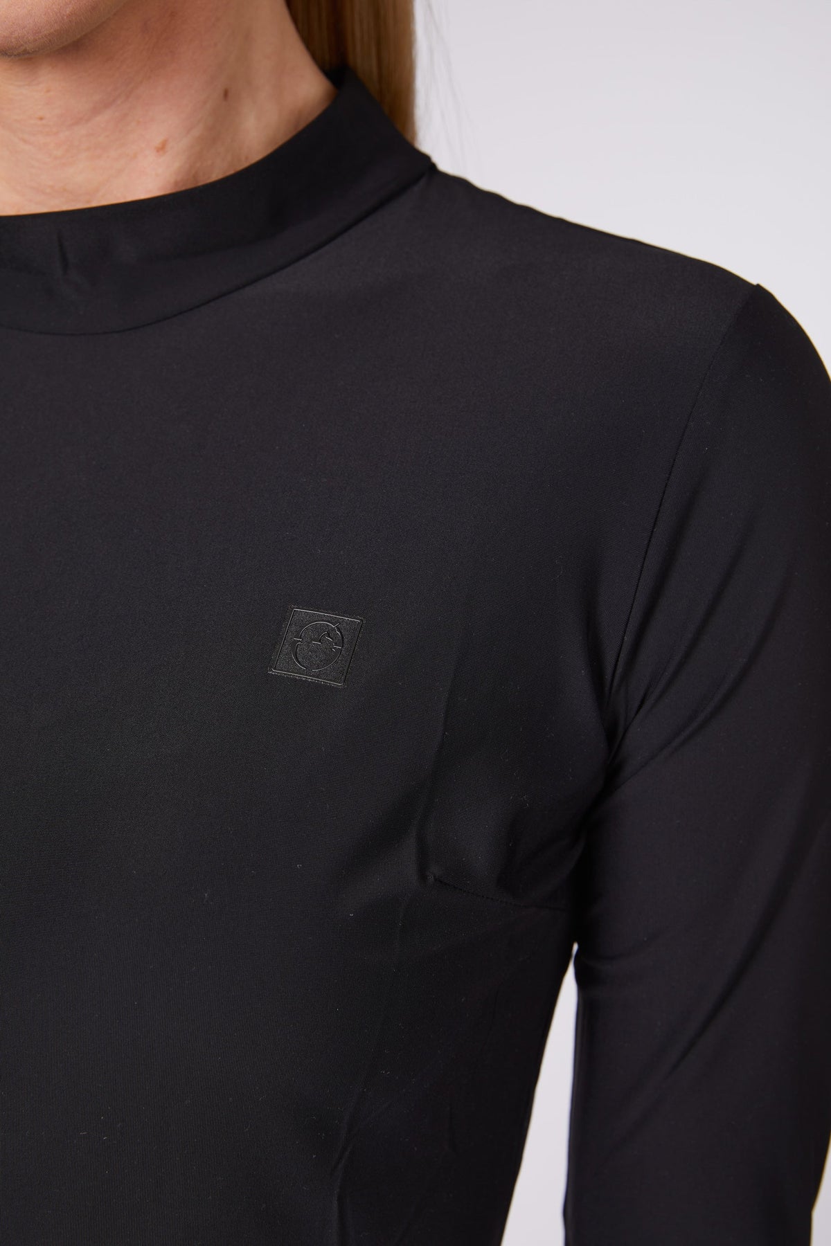 VESTRUM ARZACHENA WOMEN'S LONG-SLEEVED TRAINING TOP
