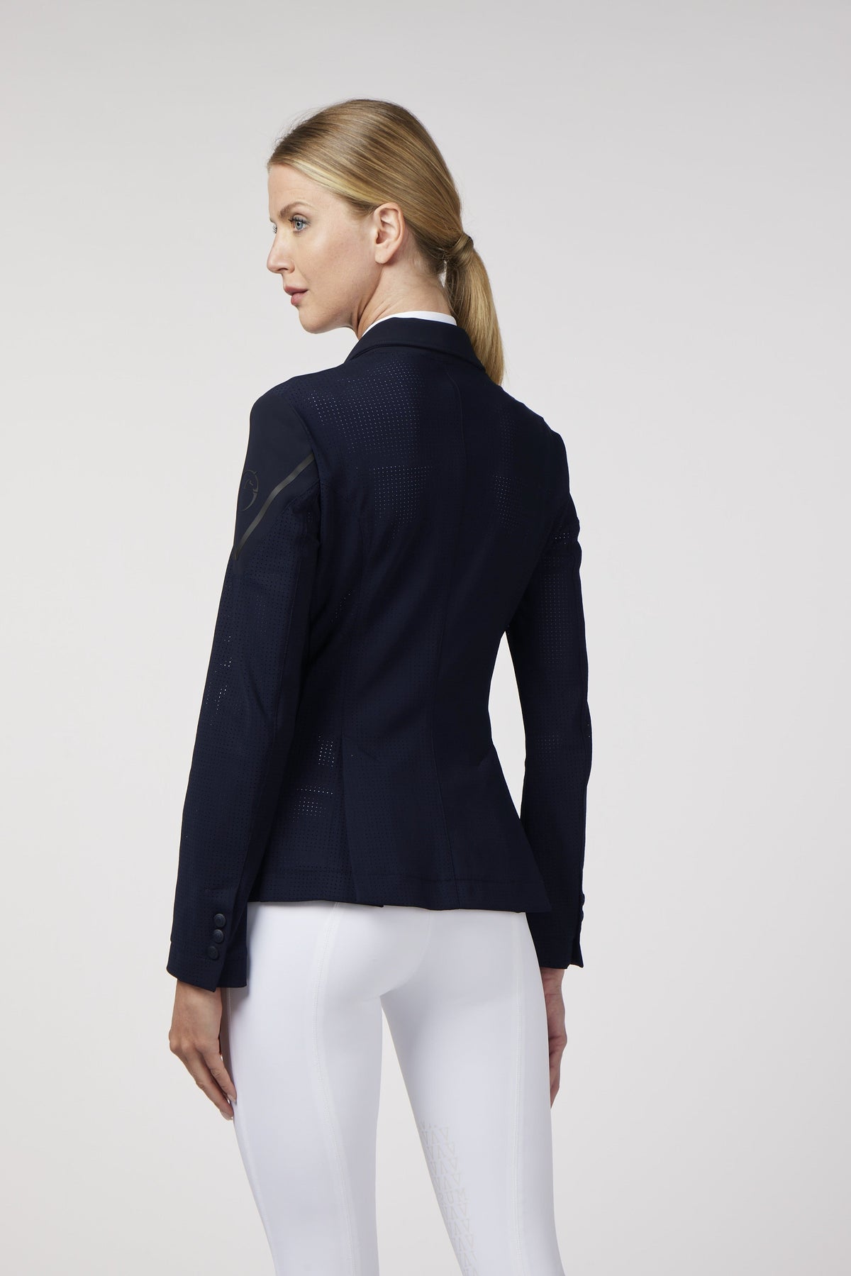 VESTRUM CAPRI WOMEN'S SHOW JACKET