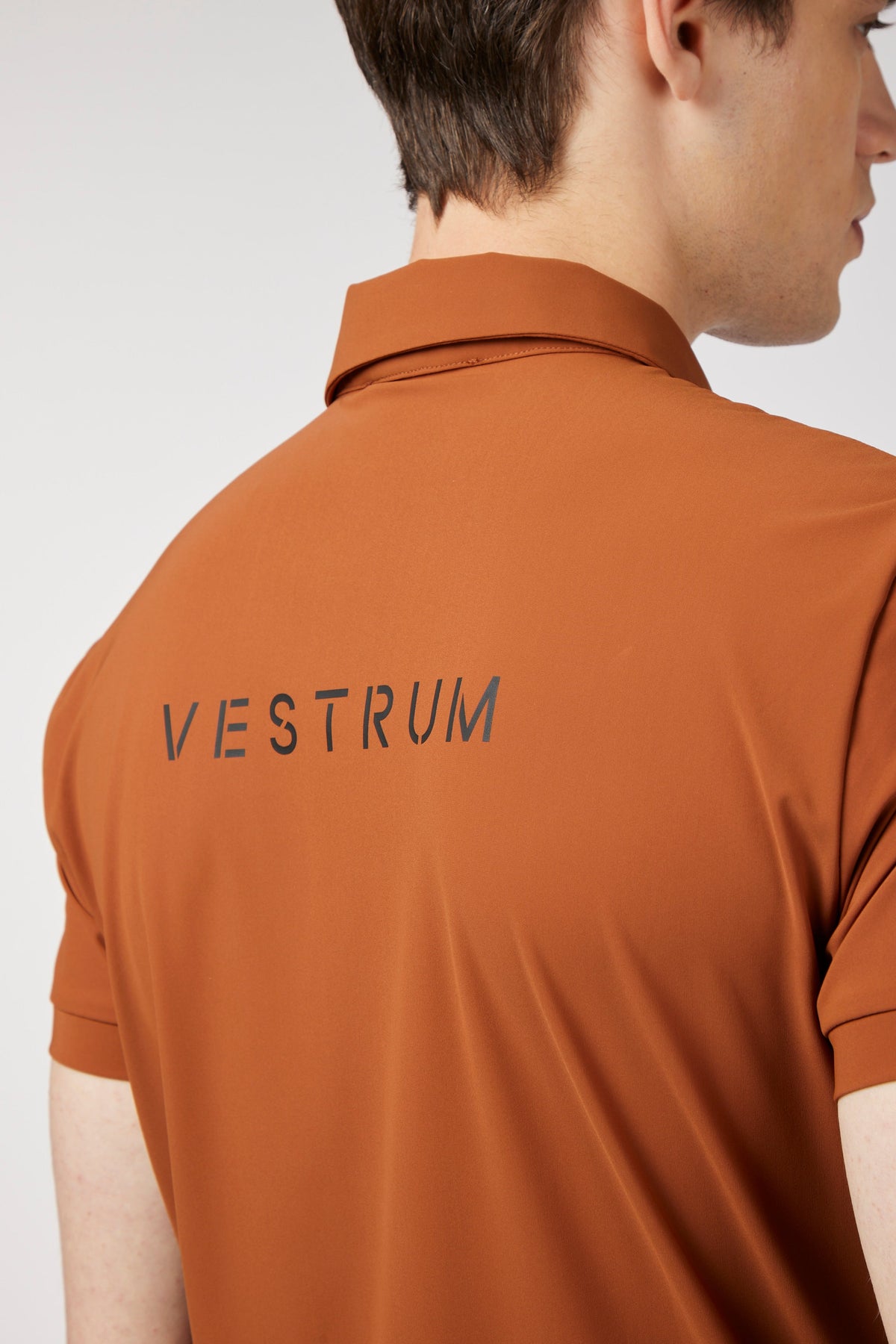 VESTRUM BARI MEN'S SHORT-SLEEVED TRAINING TOP