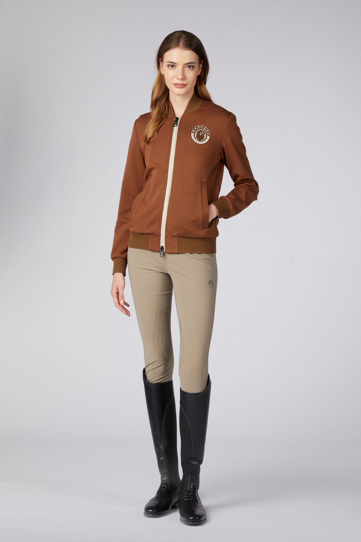 VESTRUM LOJA WOMEN'S SWEATER