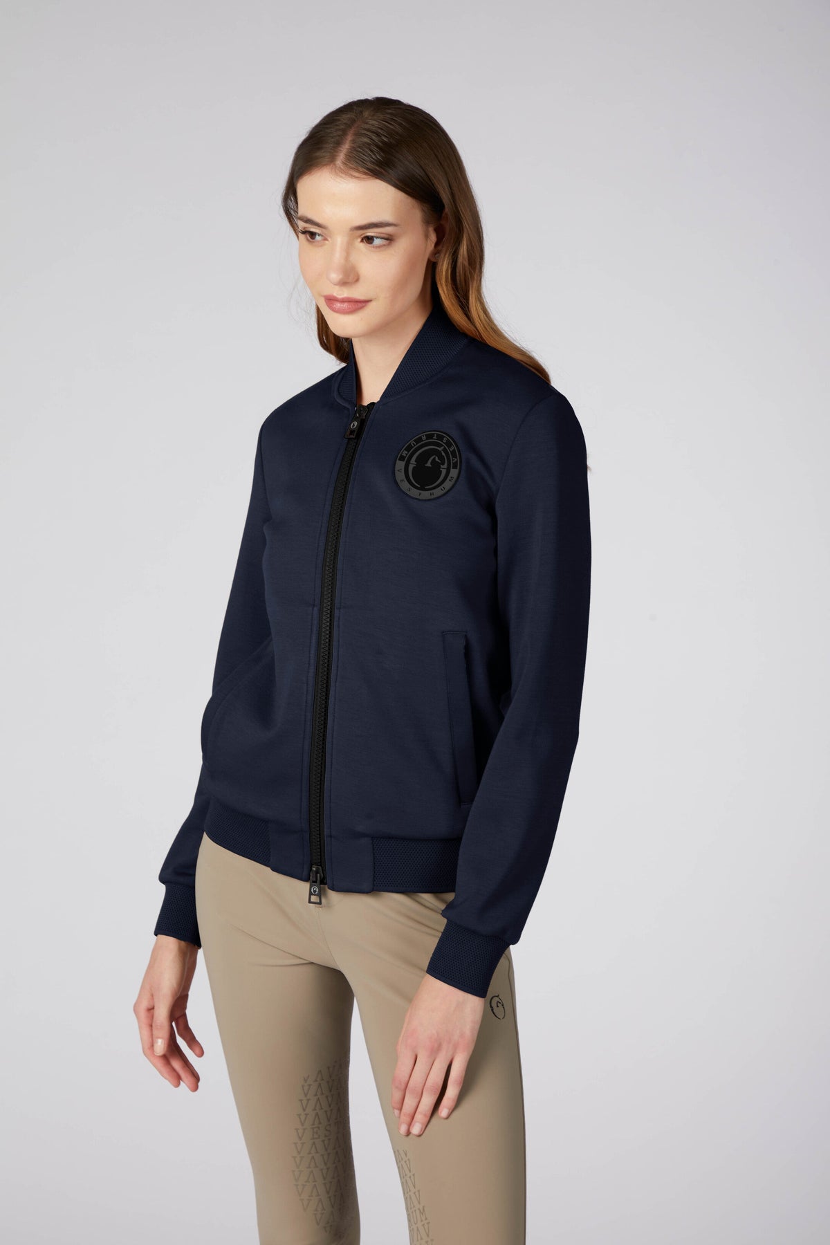 VESTRUM LOJA WOMEN'S SWEATER