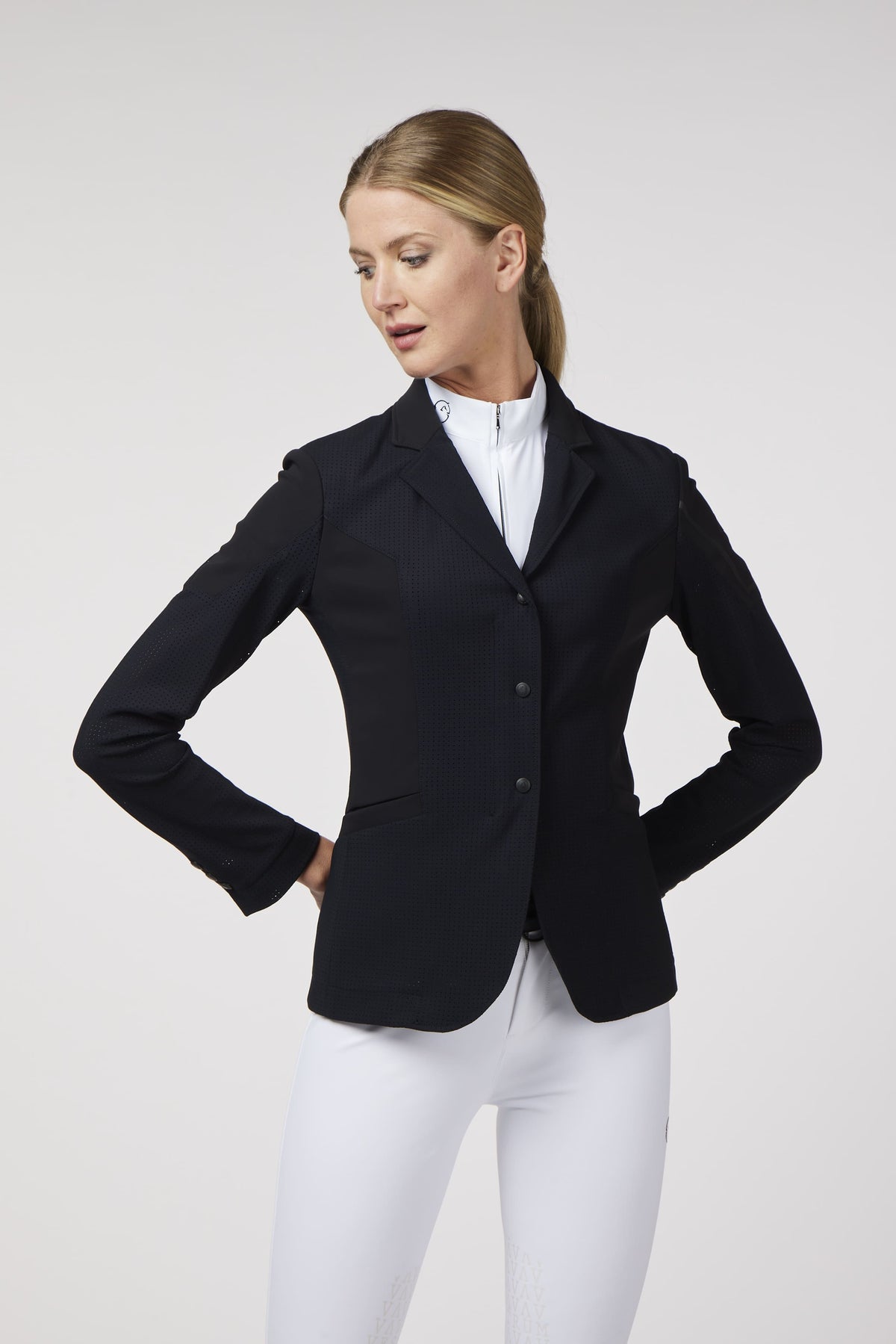 VESTRUM CAPRI WOMEN'S SHOW JACKET