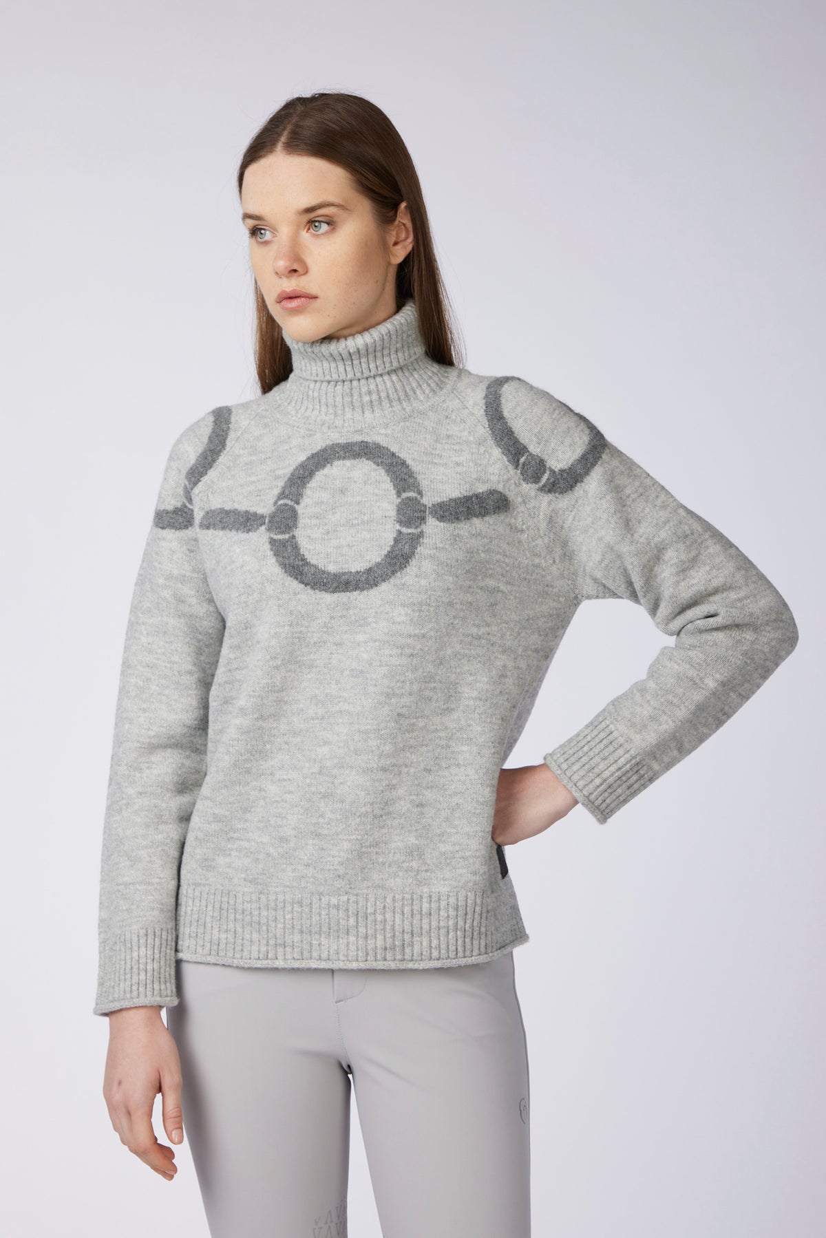 VESTRUM LINYI WOMEN’S KNITWEAR